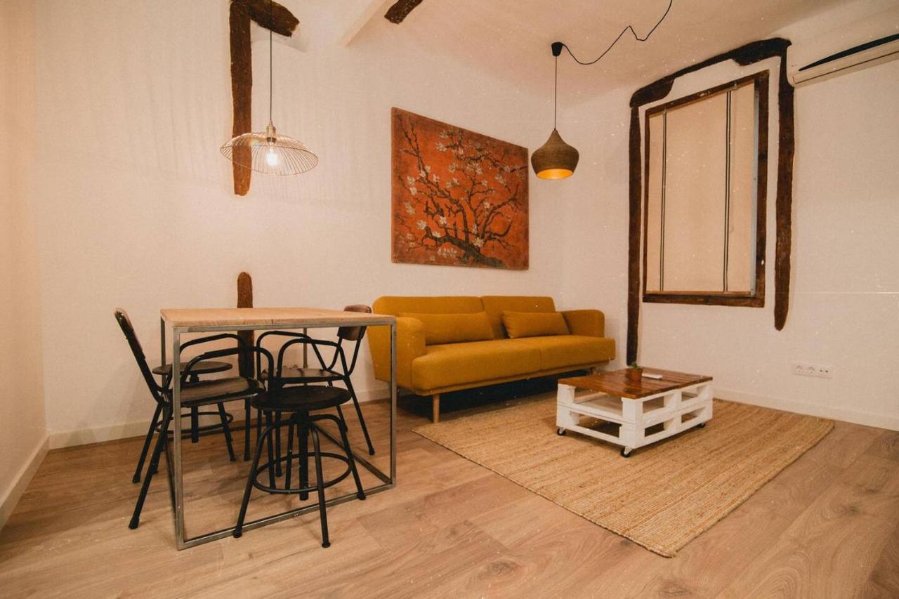 Charming Design Apartment Reina Sofia Madrid Exterior foto